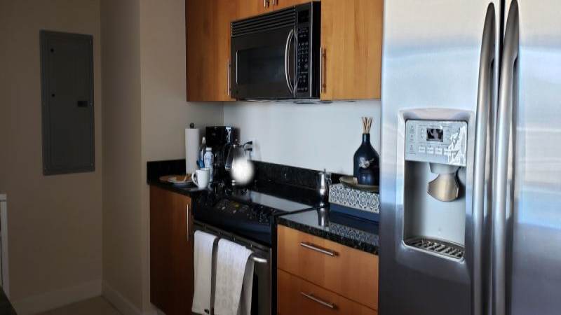 Kitchen countertops at an allure condo for rent need remodeling