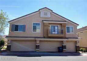 Impressive 3 bedroom townhome in gorgeous gated community!